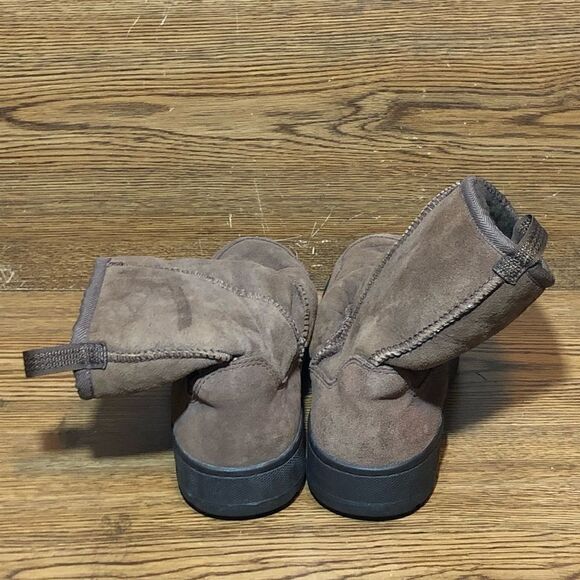 L.L. Bean brown suede insulated boots womens size 7 - Picture 4 of 7